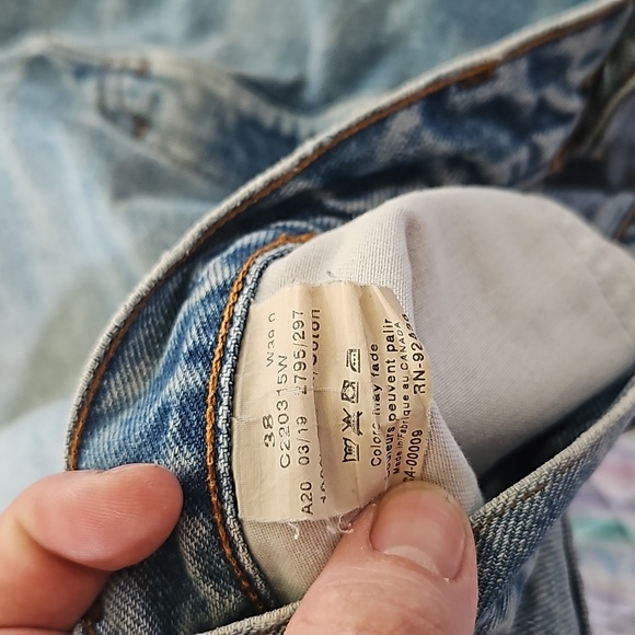 Made in Canada Dever Hayes Jean shorts - Picture 7 of 7